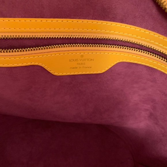SOLD💯 Authentic LV St Jacques GM Yellow Epi leath - Picture 7 of 16